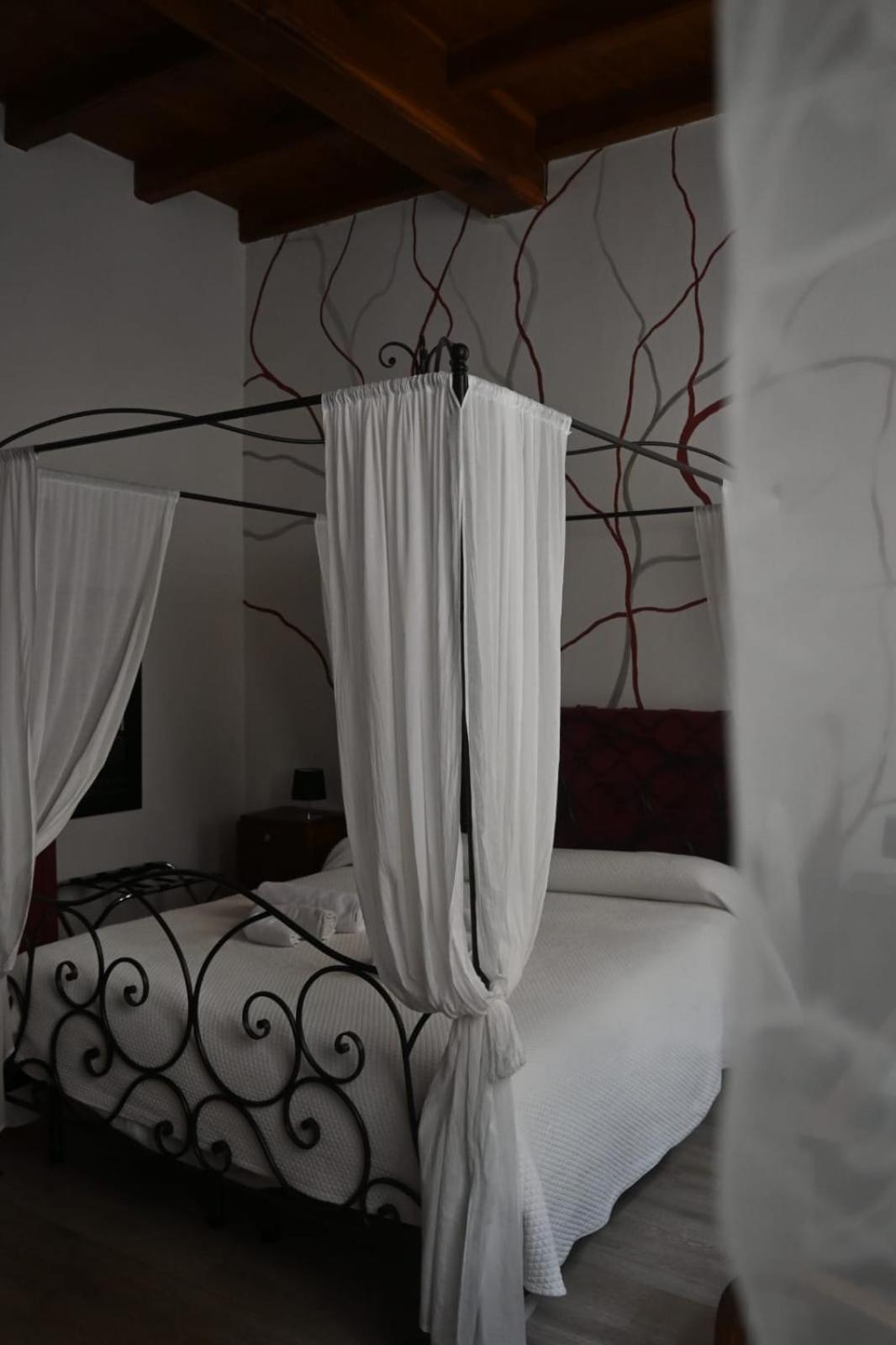 Domus Aurea Bed & Breakfast Saluzzo Exterior photo
