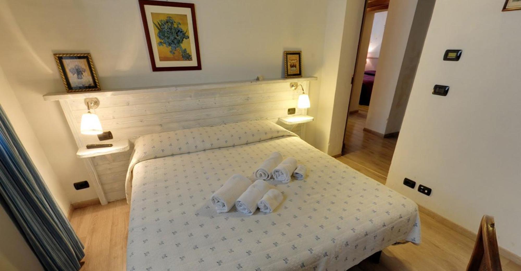 Domus Aurea Bed & Breakfast Saluzzo Room photo