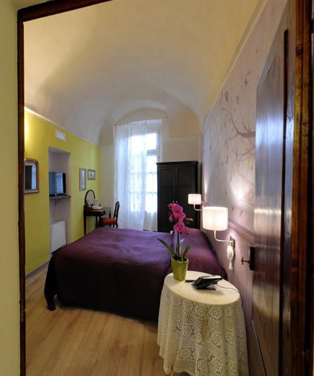Domus Aurea Bed & Breakfast Saluzzo Exterior photo