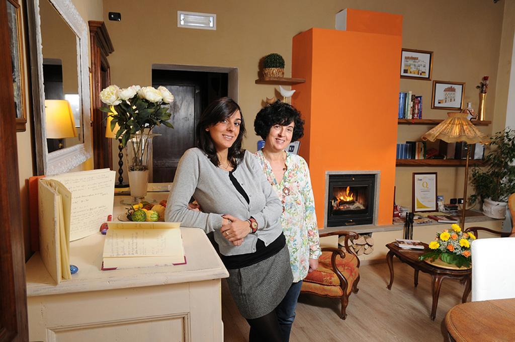 Domus Aurea Bed & Breakfast Saluzzo Exterior photo