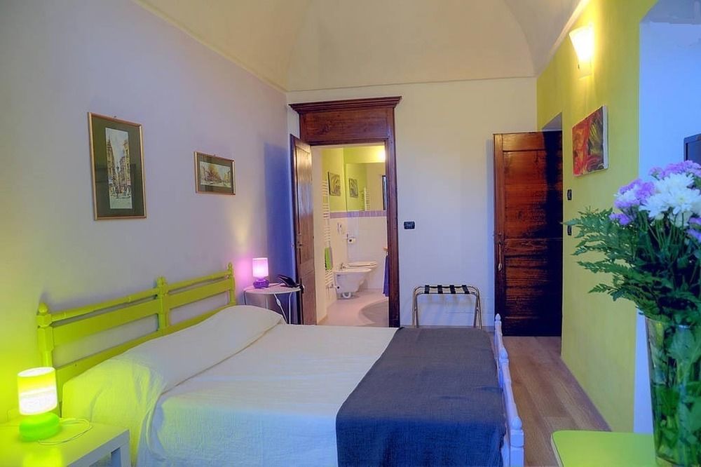 Domus Aurea Bed & Breakfast Saluzzo Exterior photo