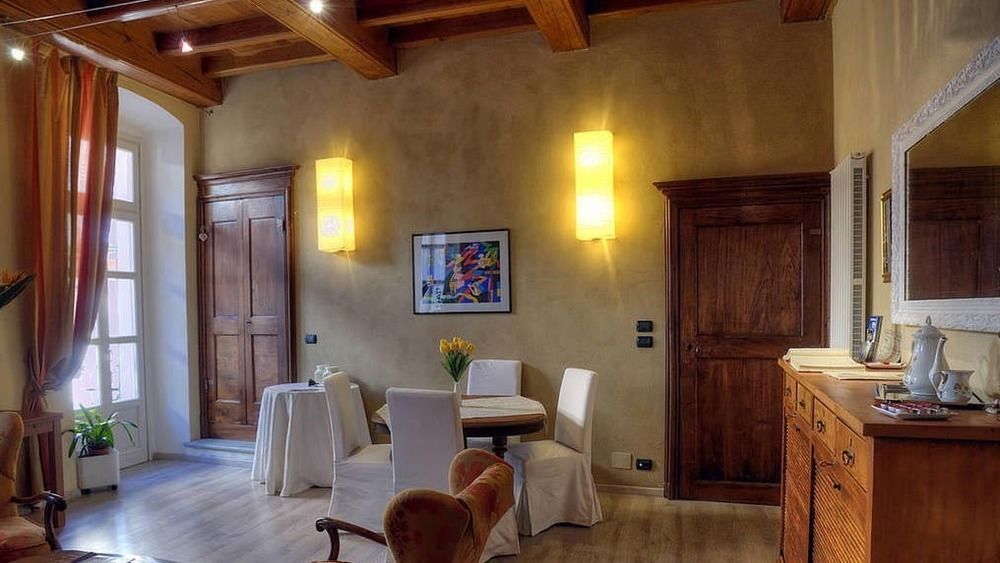 Domus Aurea Bed & Breakfast Saluzzo Exterior photo